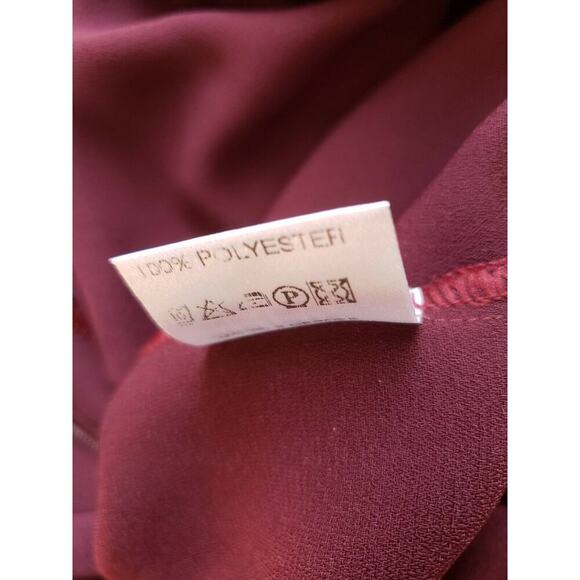 BISCOTE BURGANDY TIE FRONT JUMPER SIZE MED - Picture 2 of 7